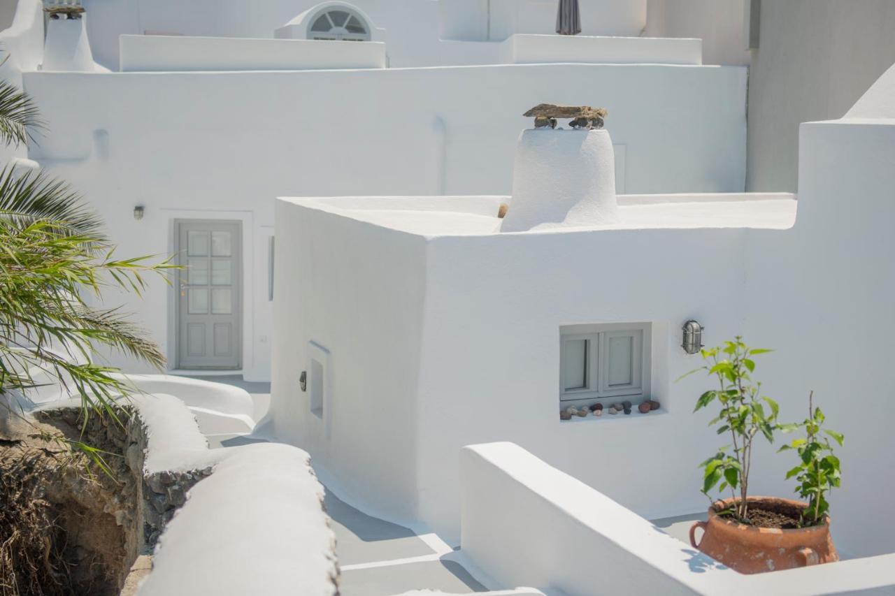 Aqua Serenity Luxury Suites Santorini Foinikiá Exterior foto